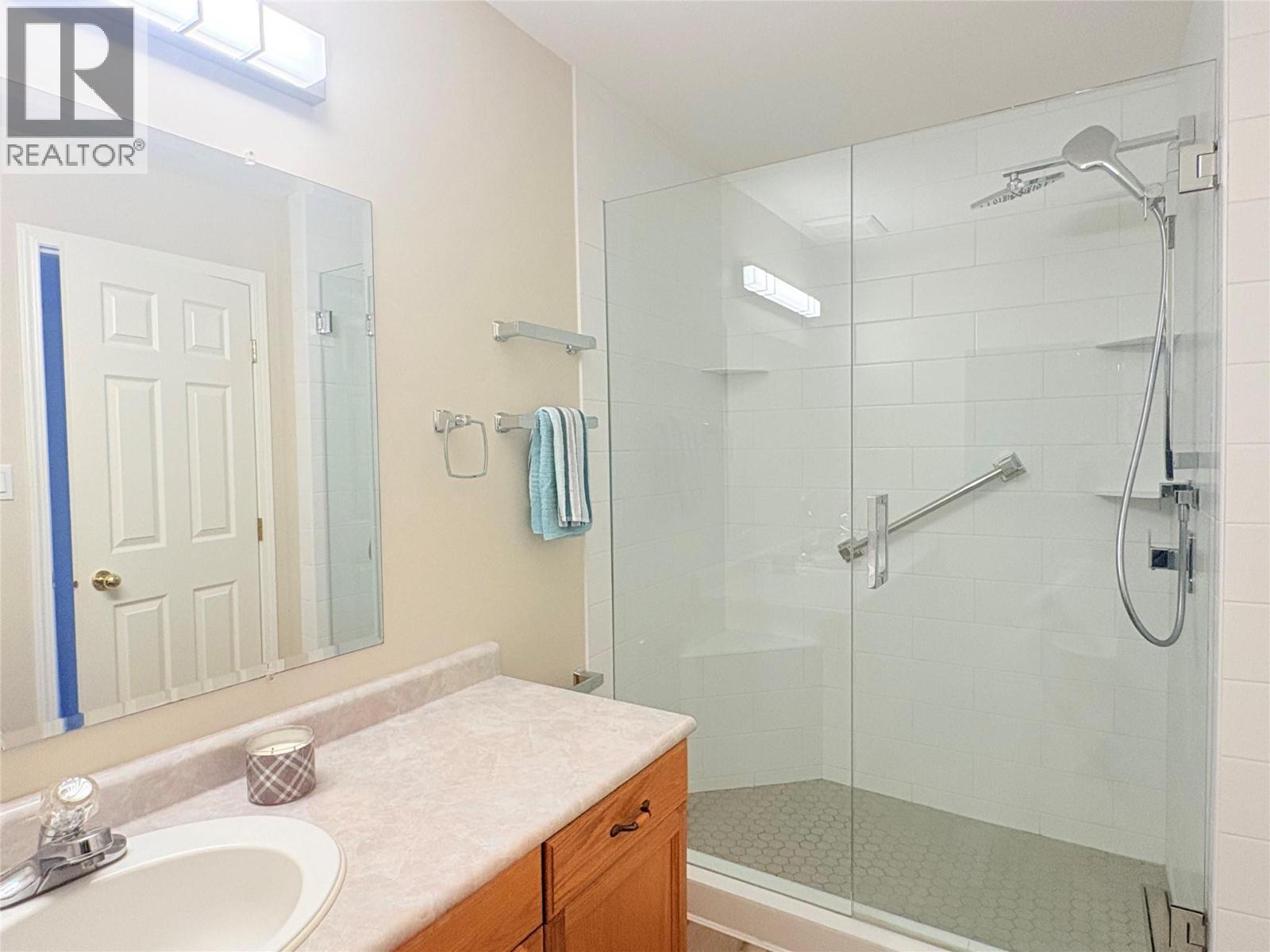 704 2245 Atkinson Street, Penticton