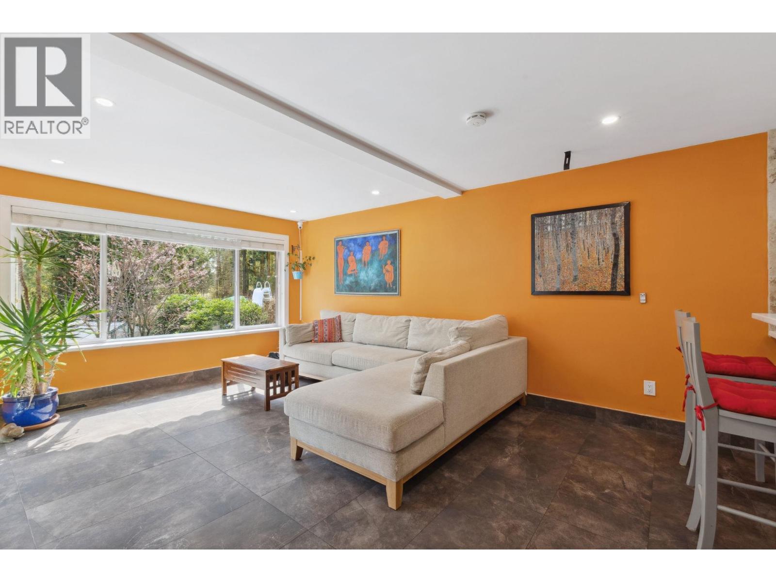 1501 OSTLER COURT, North Vancouver