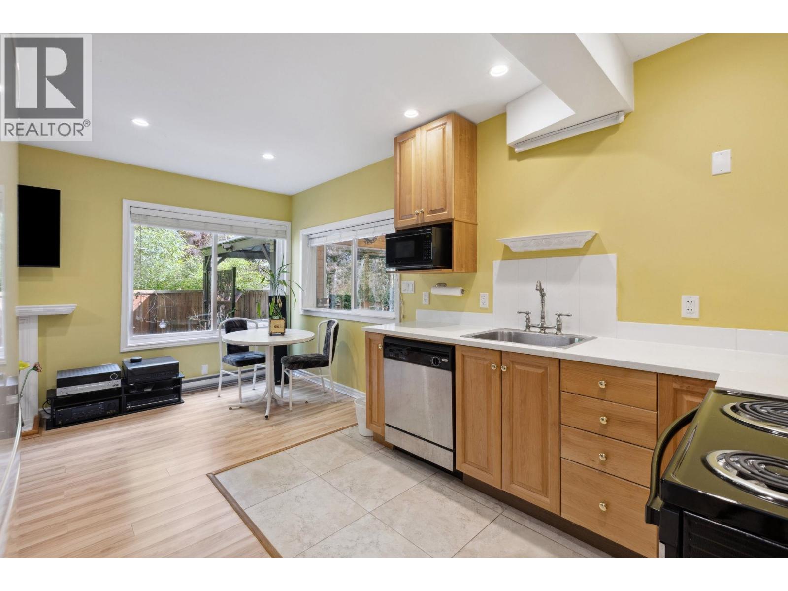 1501 OSTLER COURT, North Vancouver