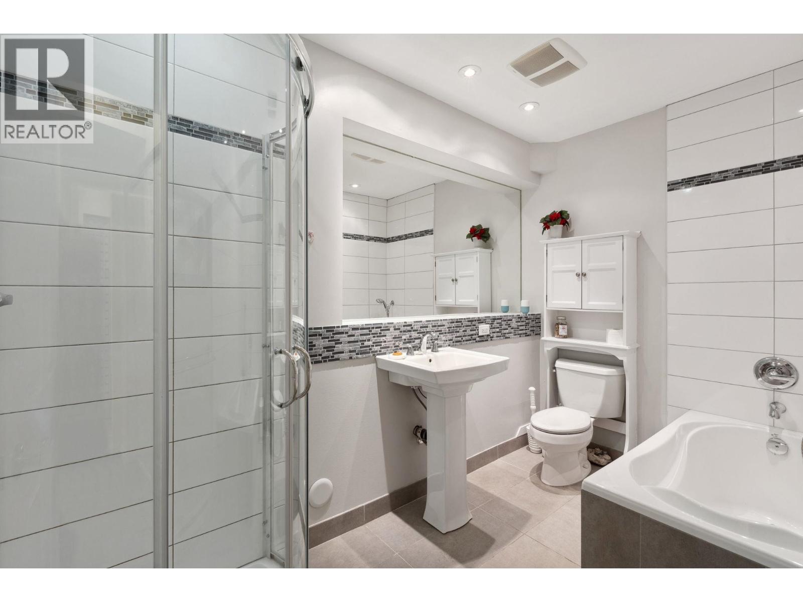 1501 OSTLER COURT, North Vancouver