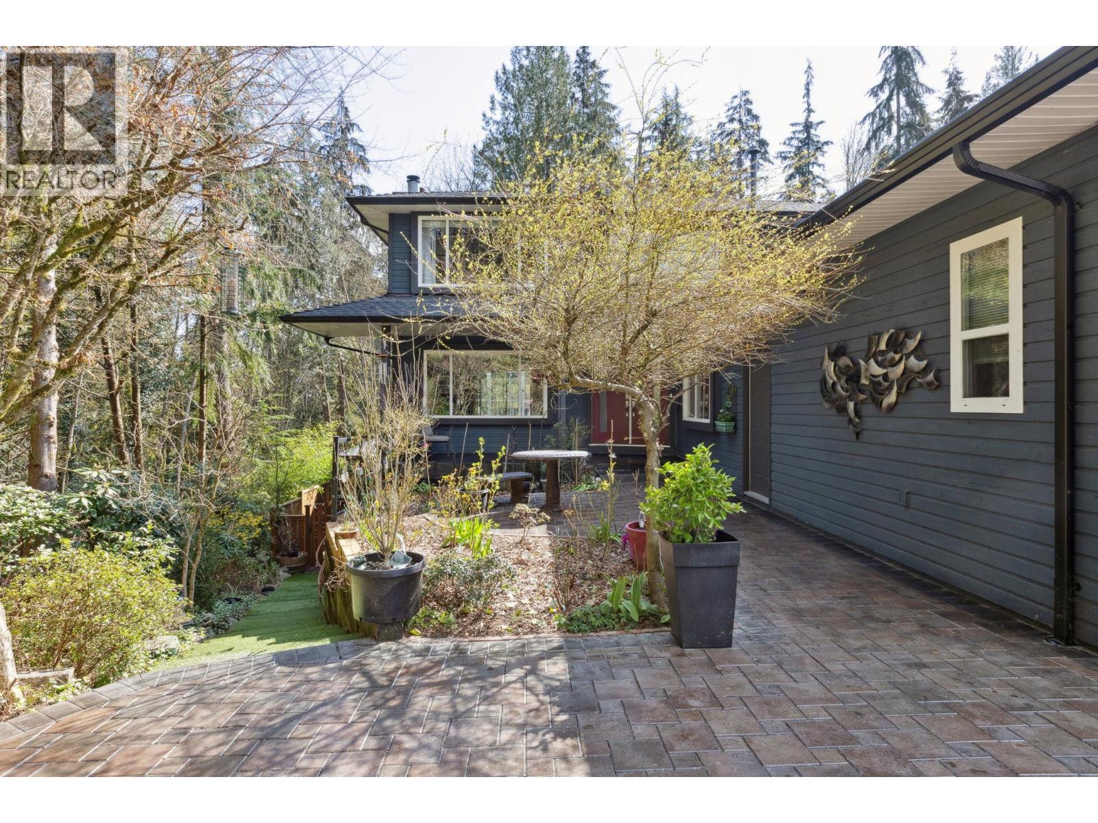 1501 OSTLER COURT, North Vancouver