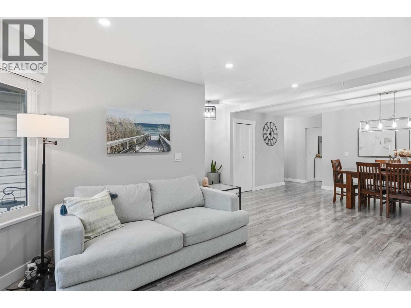 19439 PARK ROAD, Pitt Meadows