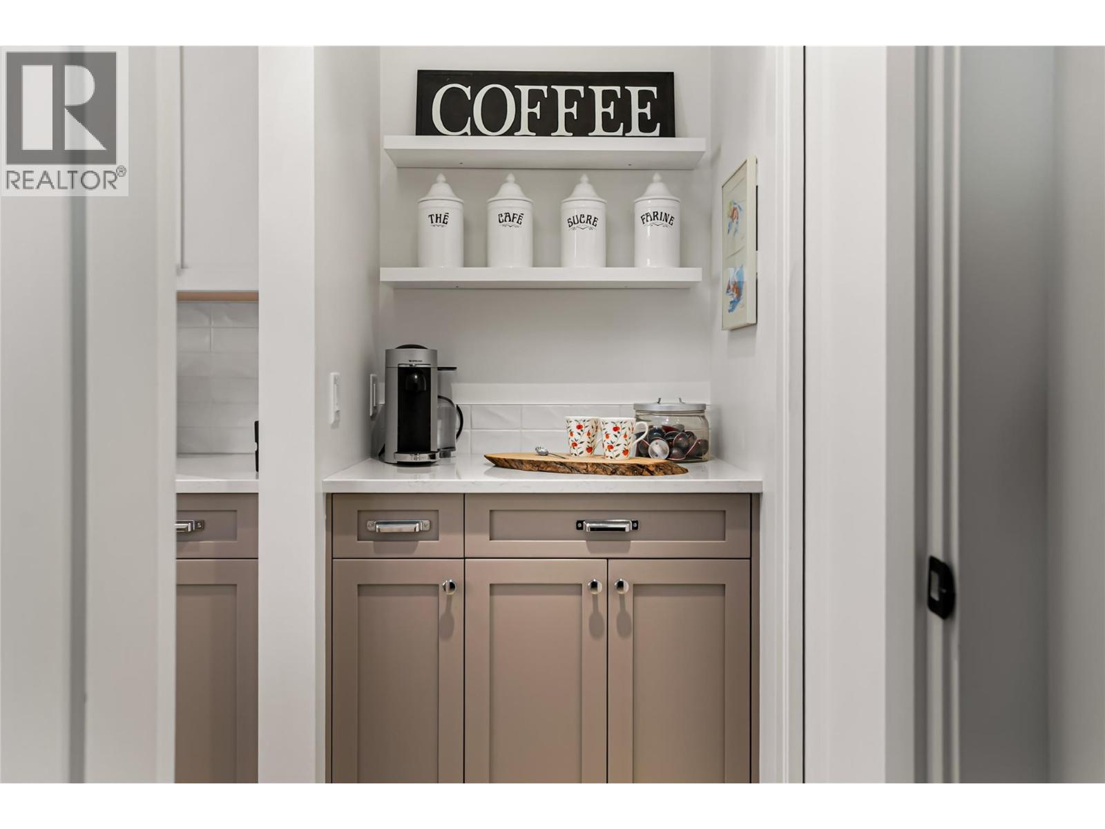  248 Diamond Way, Vernon