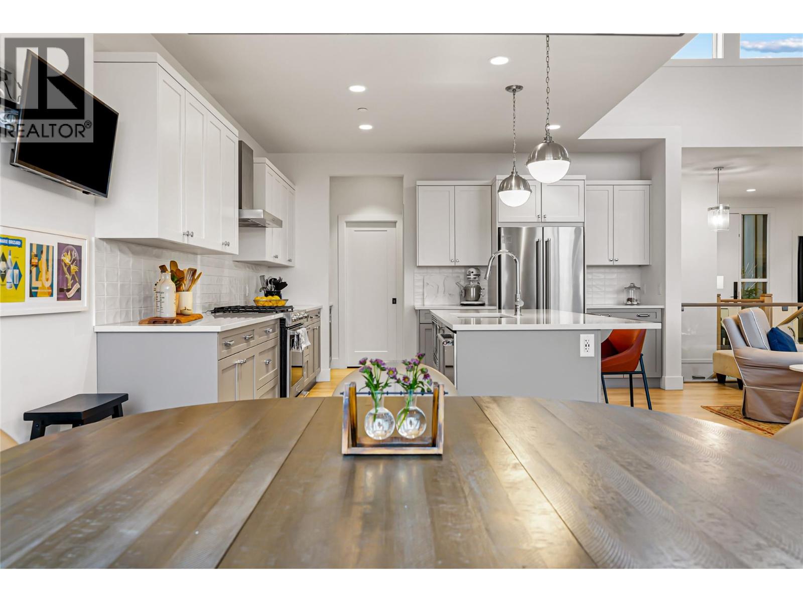  248 Diamond Way, Vernon