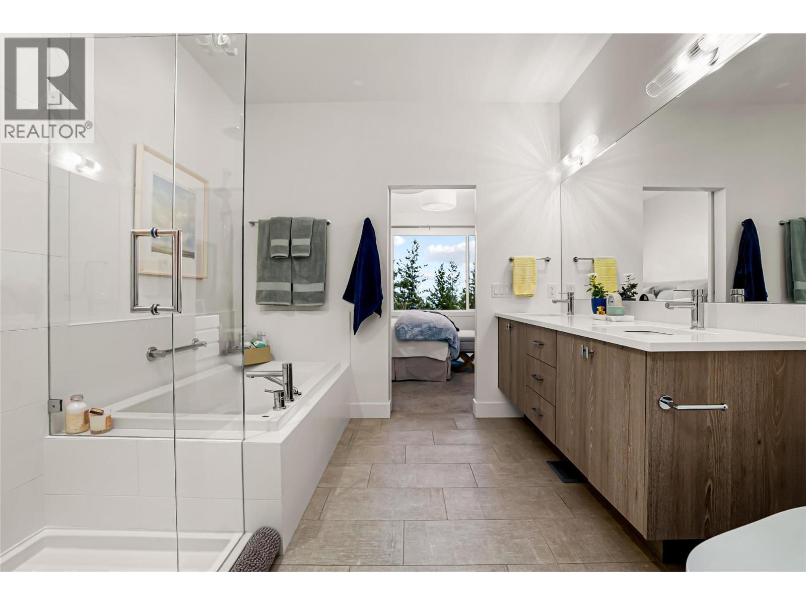  248 Diamond Way, Vernon