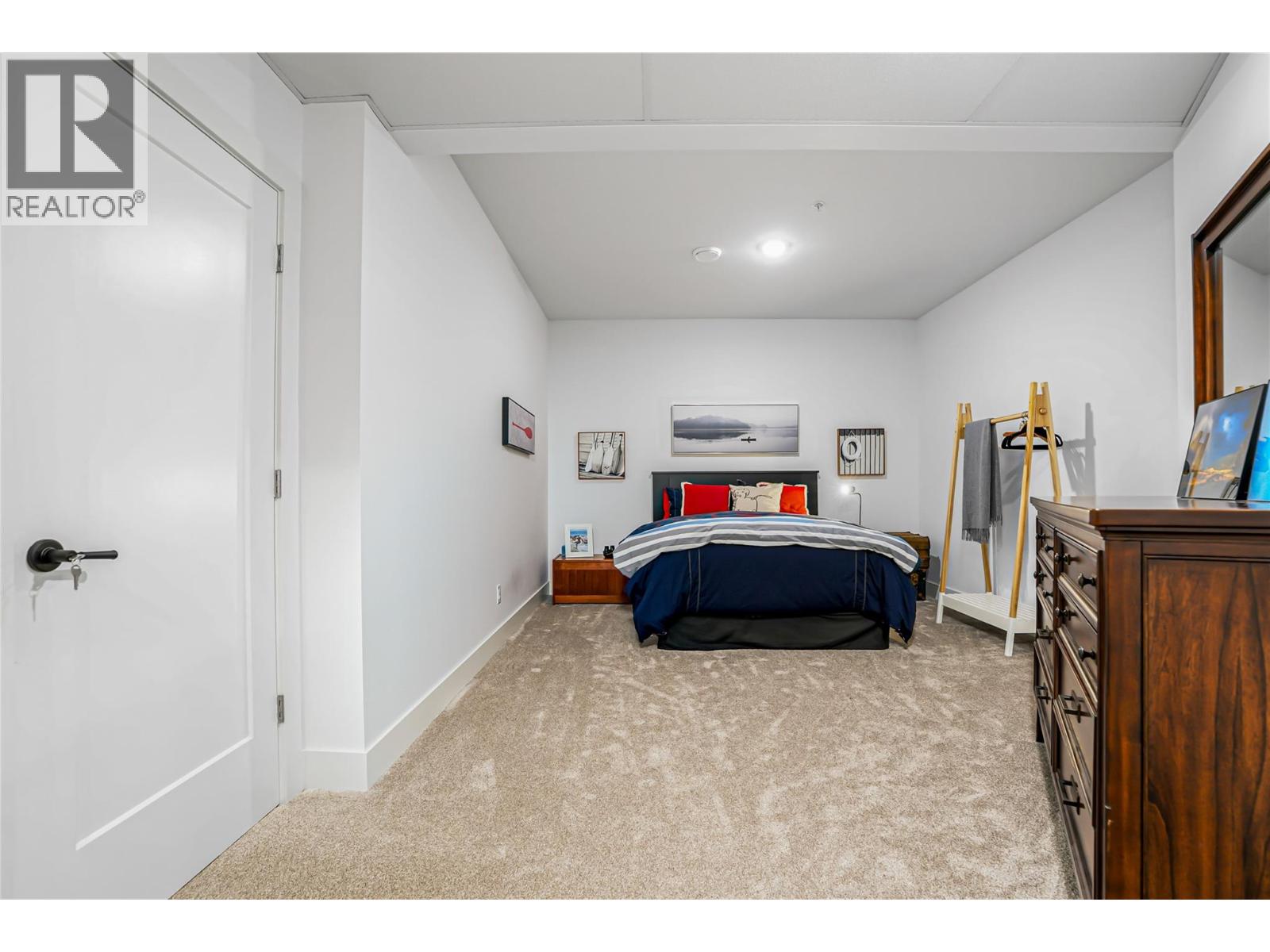  248 Diamond Way, Vernon