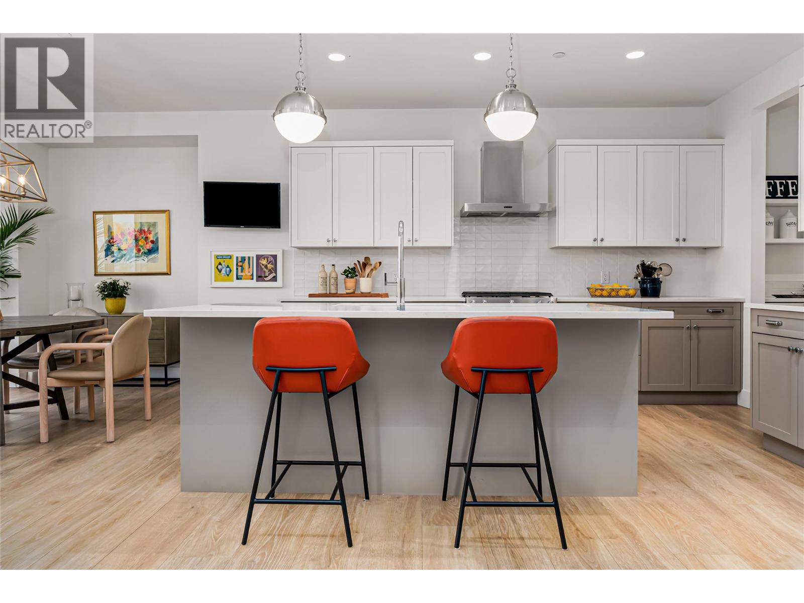  248 Diamond Way, Vernon