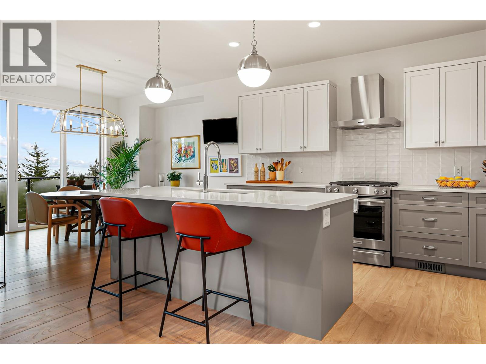  248 Diamond Way, Vernon