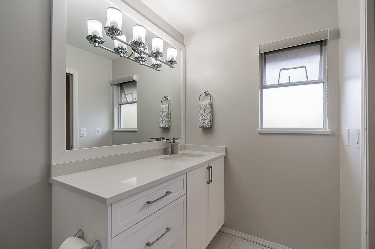 7070 207 STREET, Langley