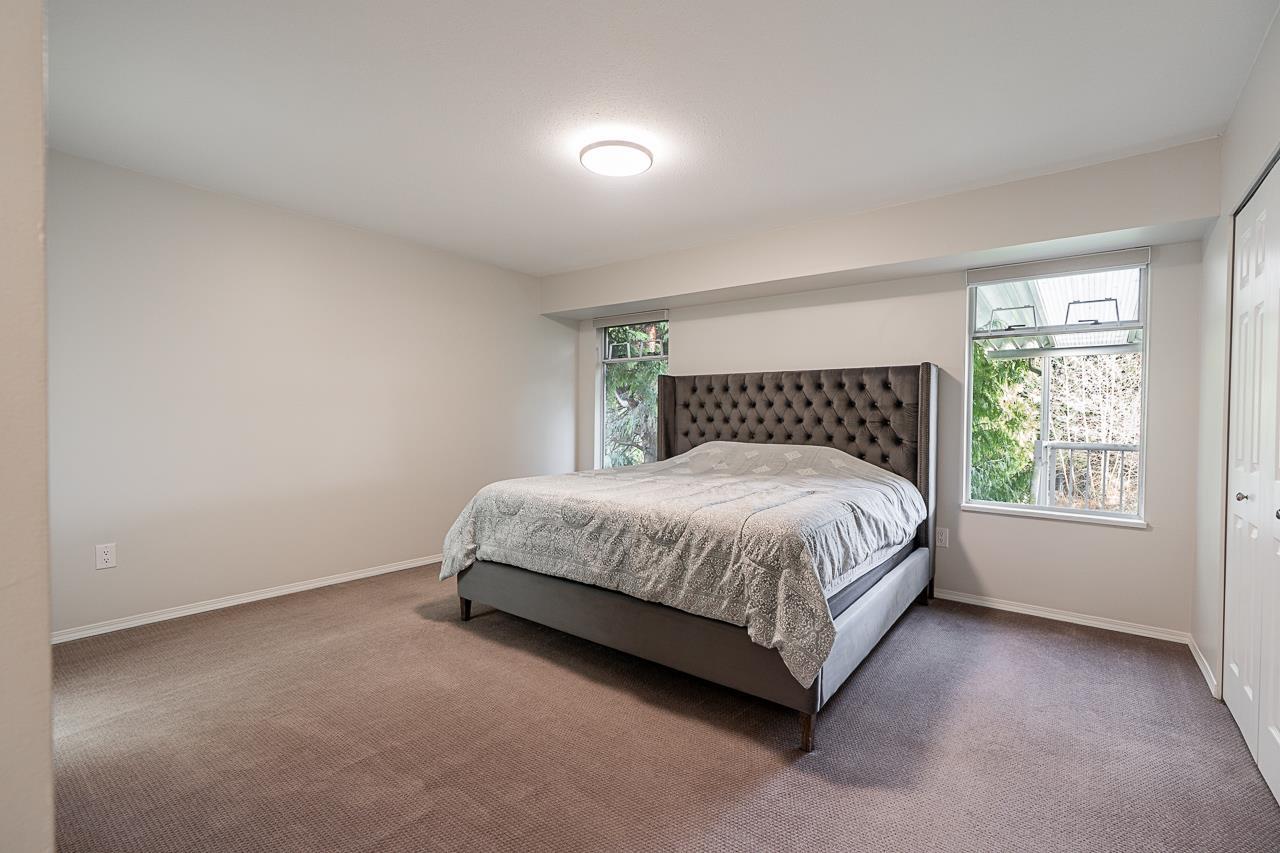 7070 207 STREET, Langley