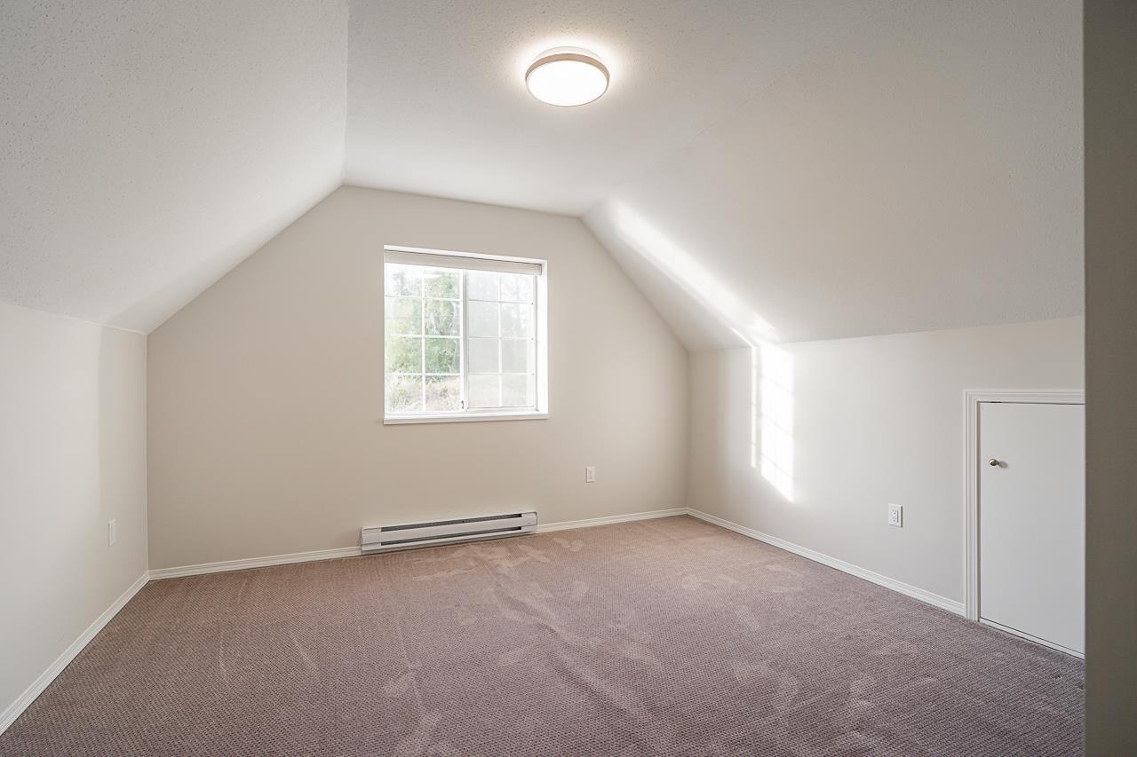 7070 207 STREET, Langley