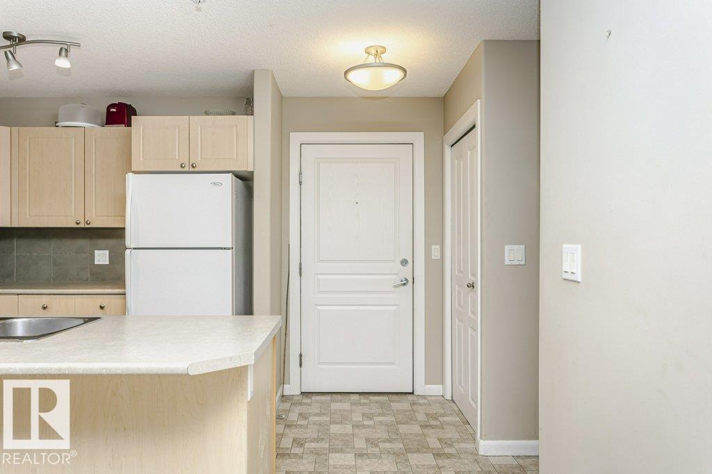 #240 300 PALISADES WY, Sherwood Park