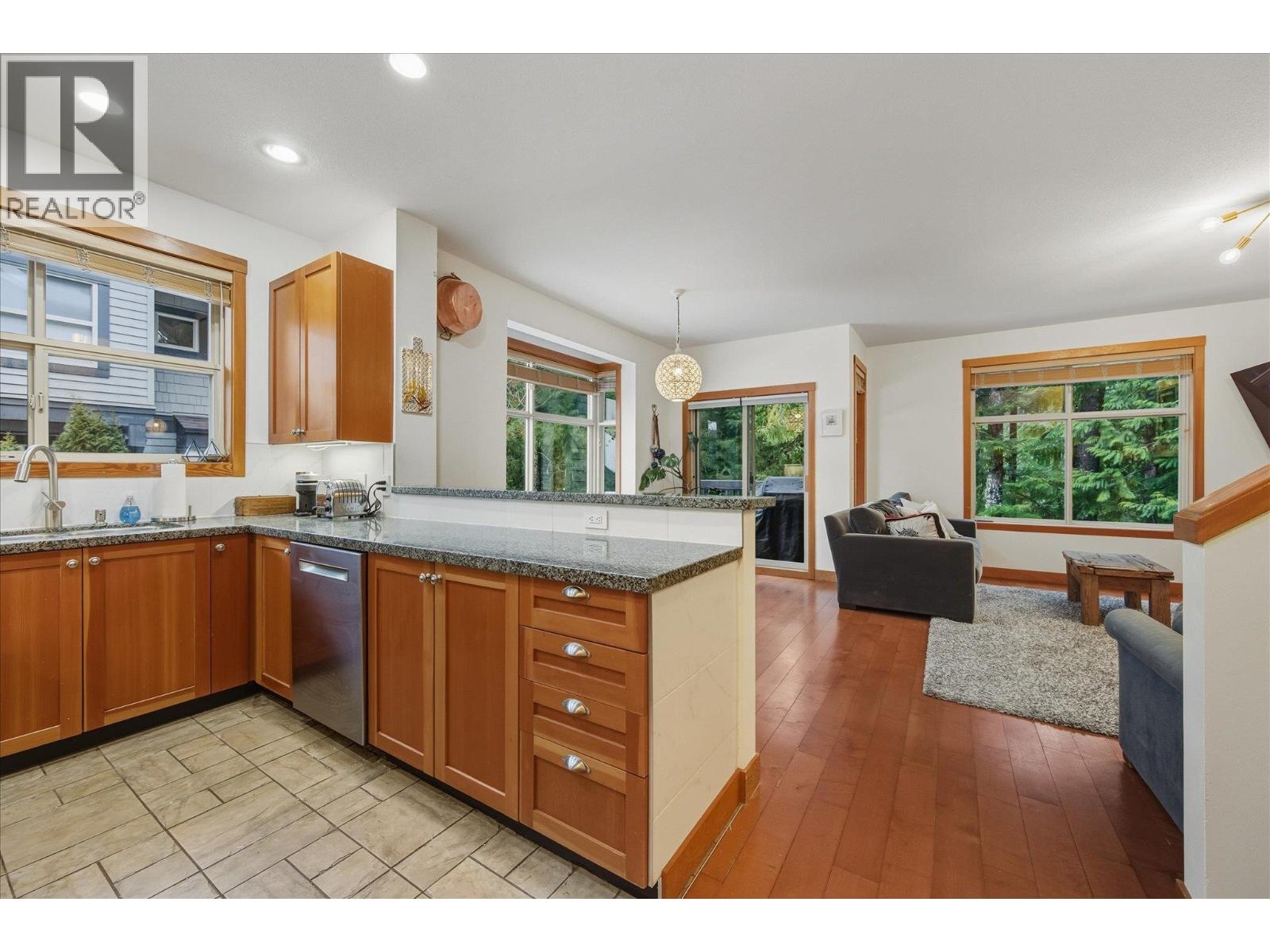 20 1530 TYNEBRIDGE LANE, Whistler