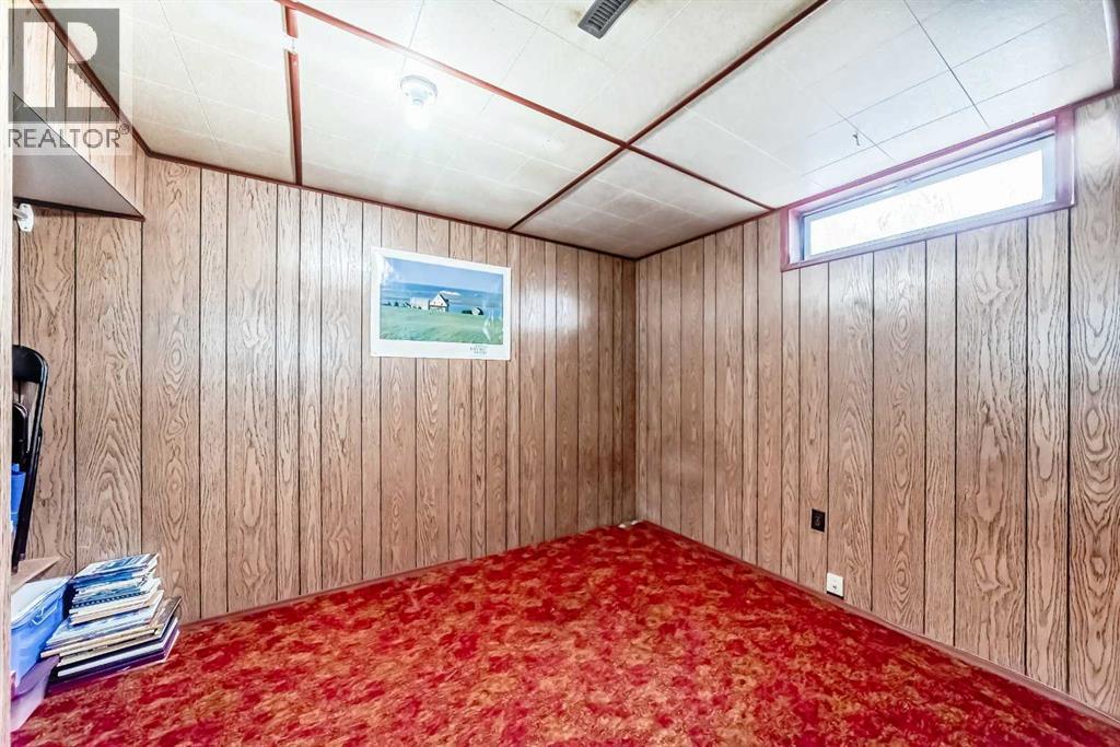 Single Family House Bungalow for Sale in   Avenue NW Varsity Calgary 