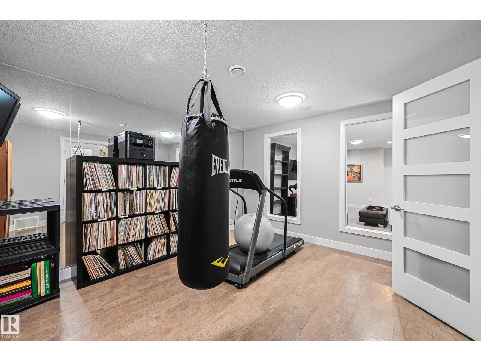 #1 7570 MAY CM NW, Edmonton