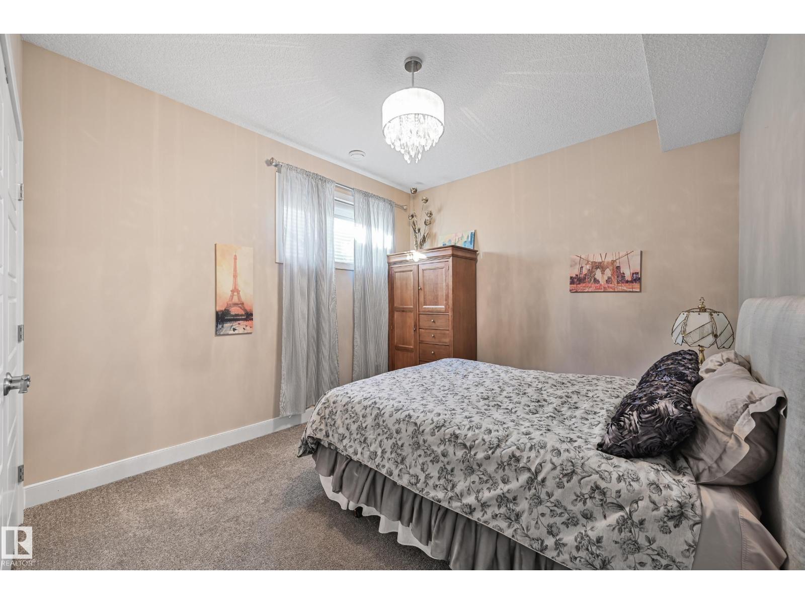 #1 7570 MAY CM NW, Edmonton