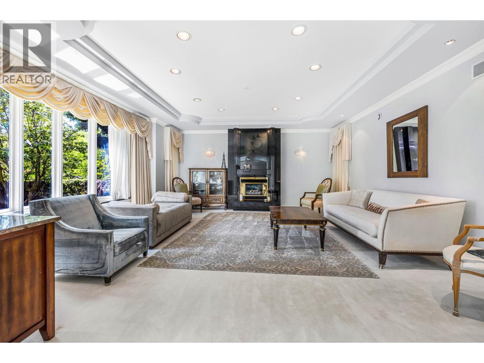 1569 W 35TH AVENUE, Vancouver