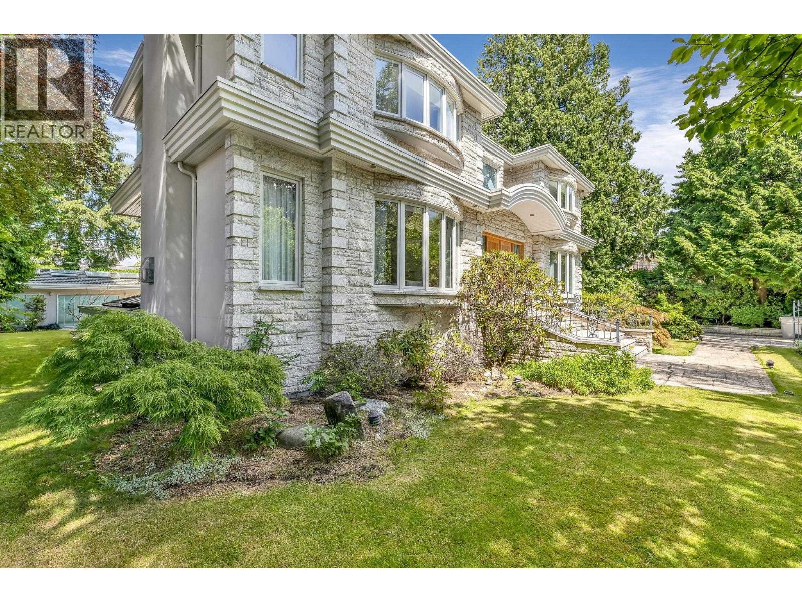 1569 W 35TH AVENUE, Vancouver