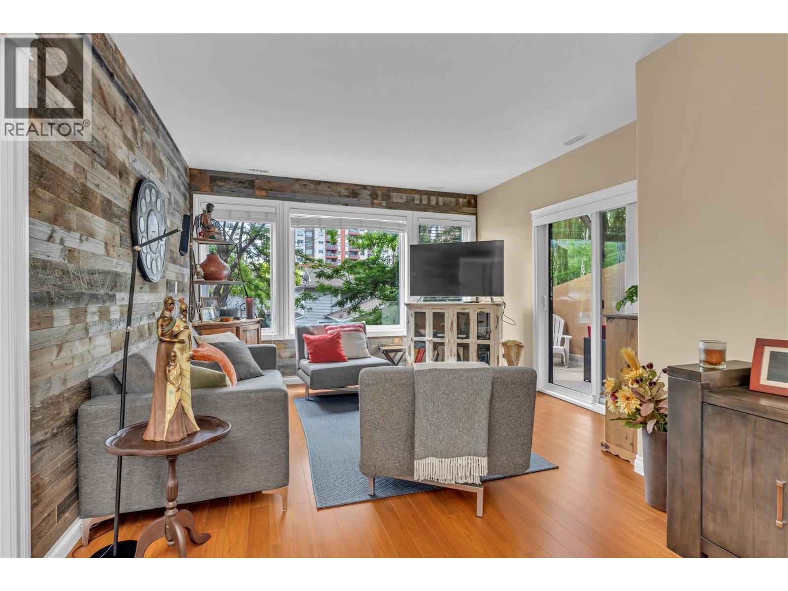 207 3313 Wilson Street, Penticton