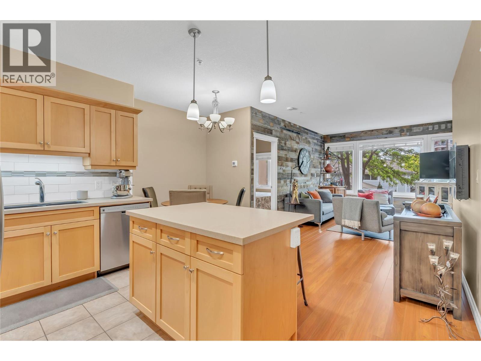 207 3313 Wilson Street, Penticton