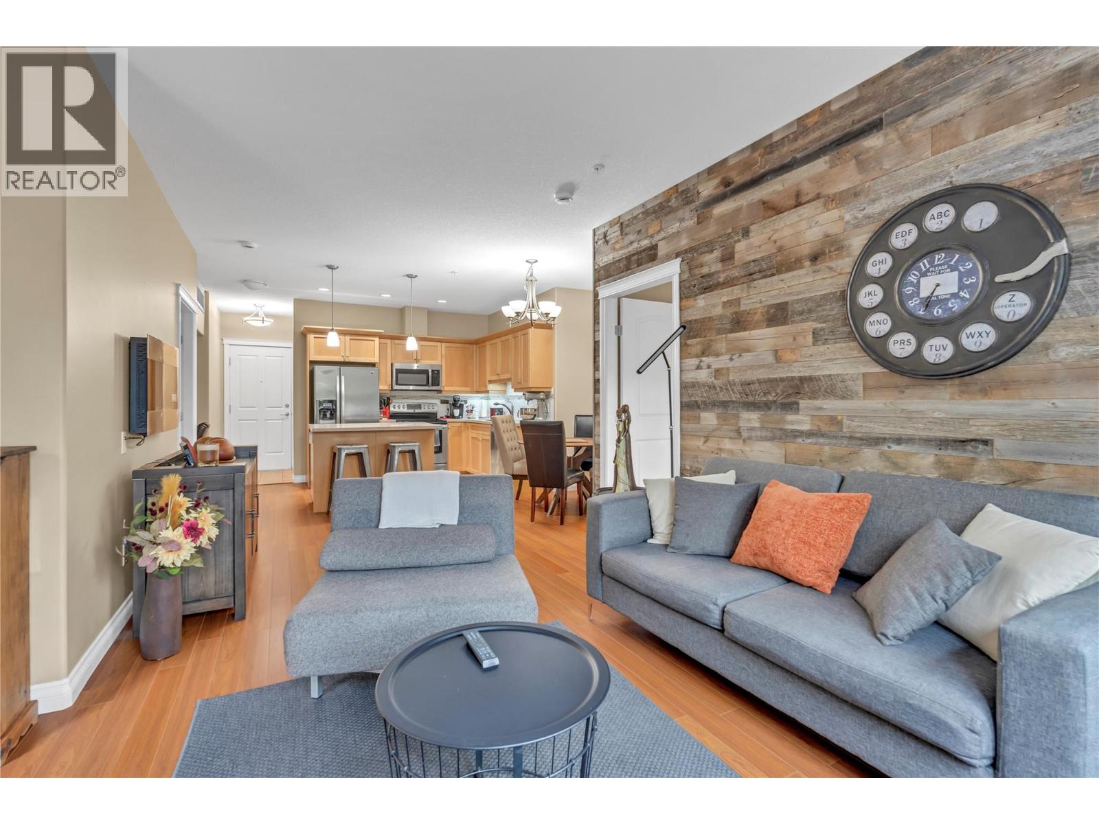 207 3313 Wilson Street, Penticton