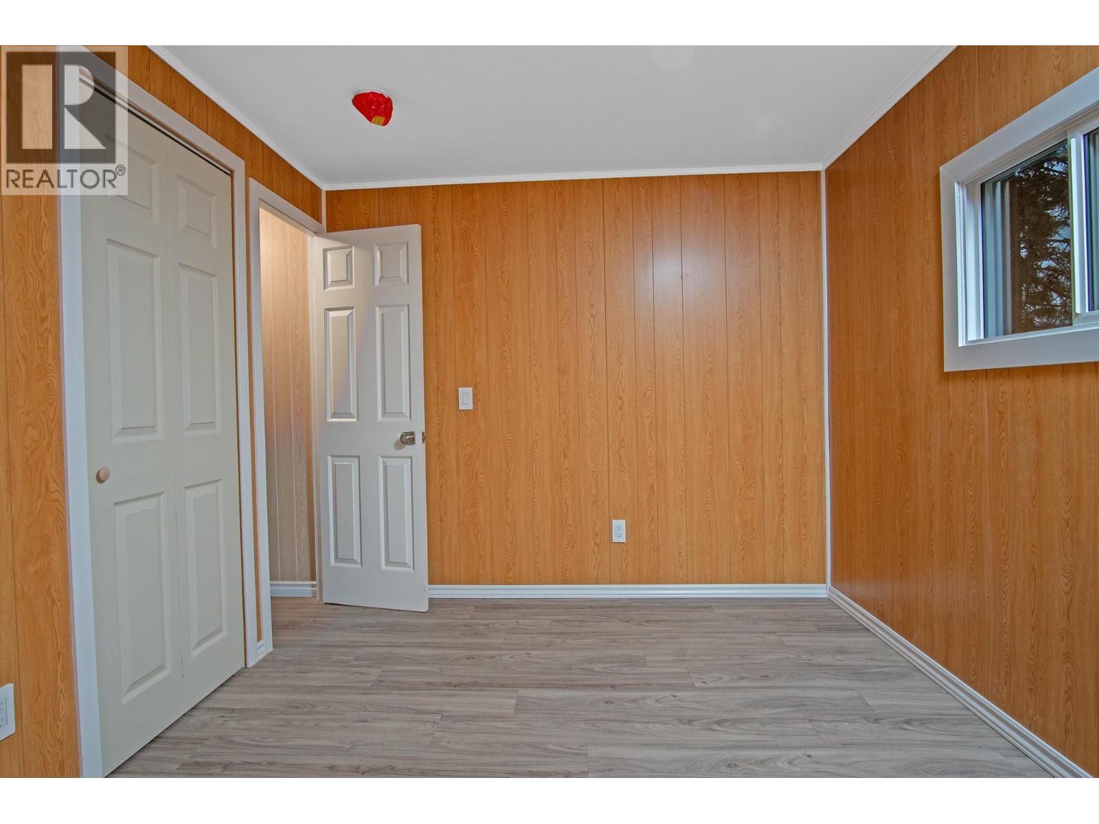 #21 1421 ERICKSON ROAD - 11