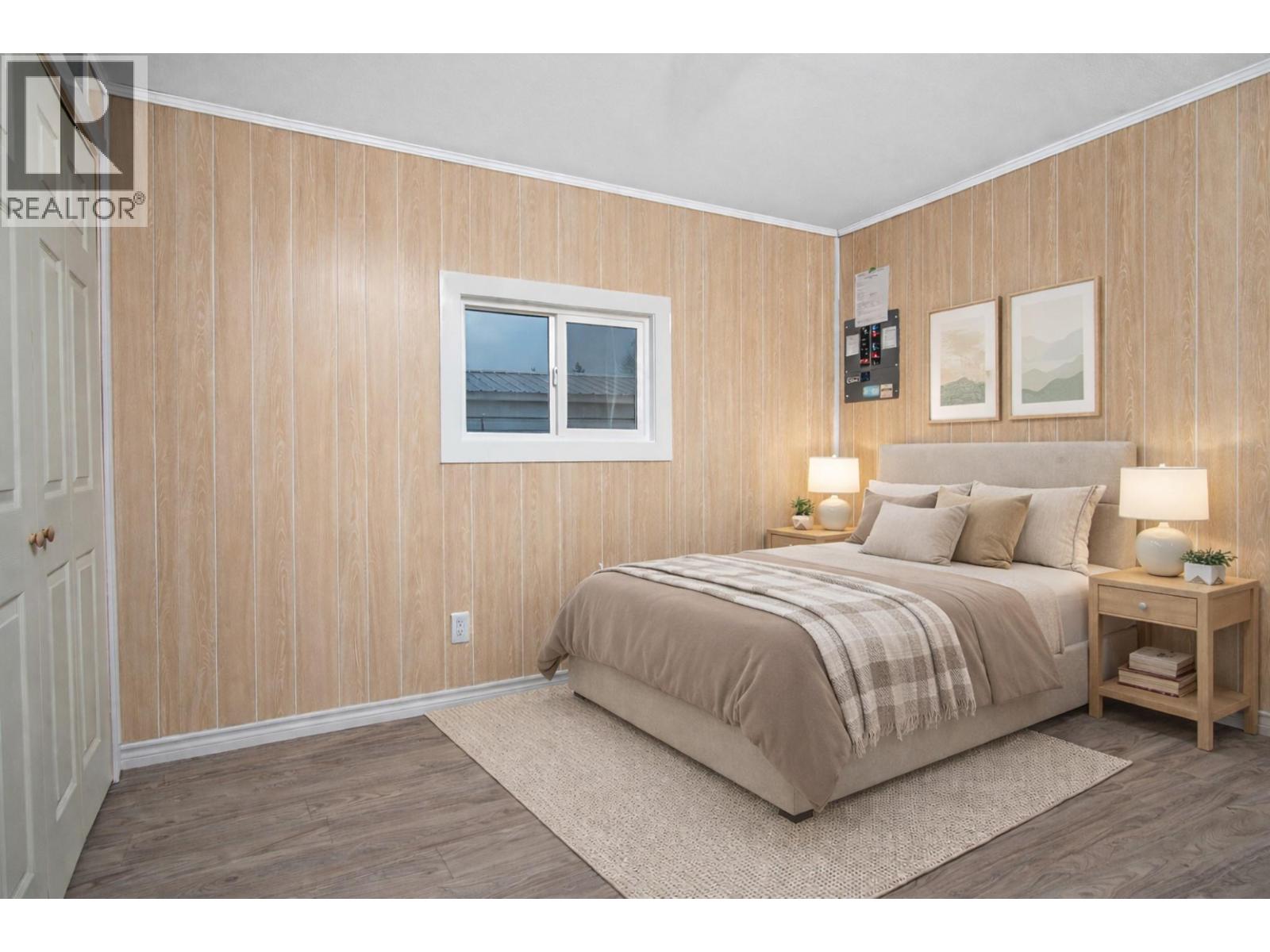 #21 1421 ERICKSON ROAD - 12