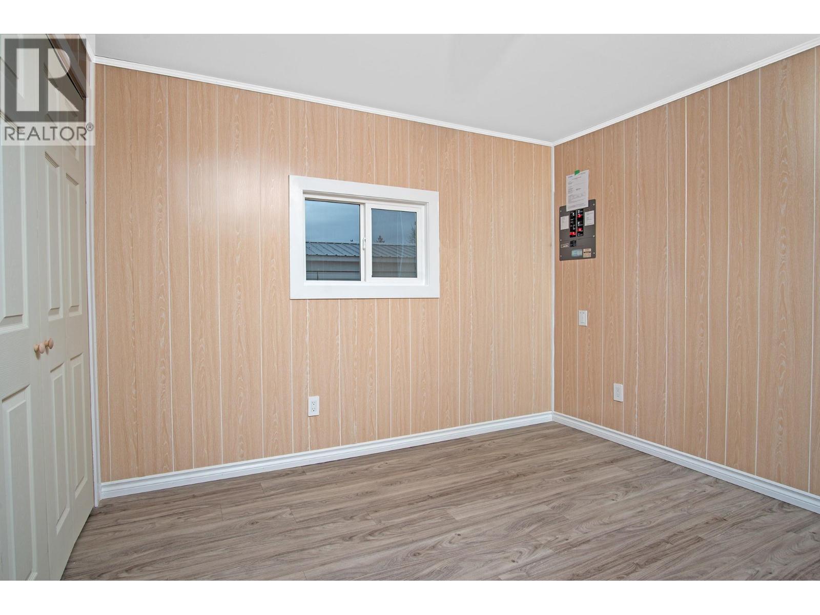 #21 1421 ERICKSON ROAD - 13