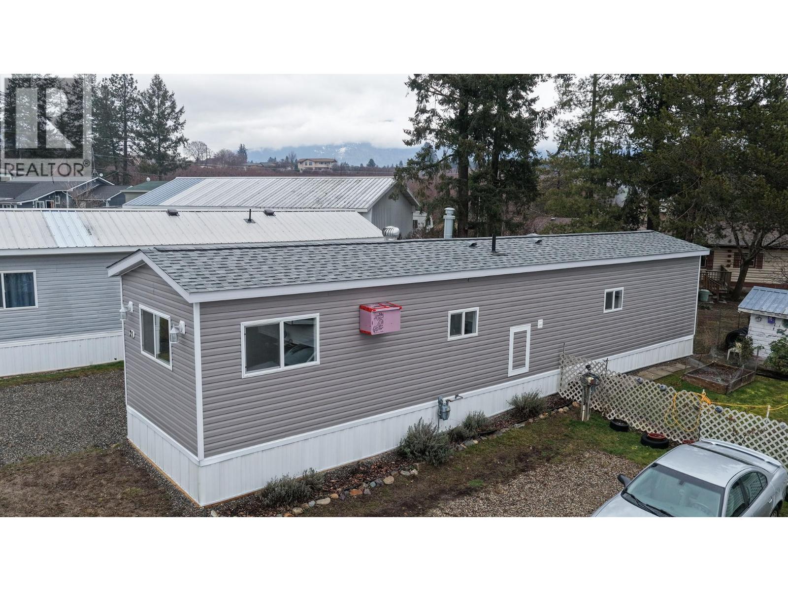 #21 1421 ERICKSON ROAD - 21