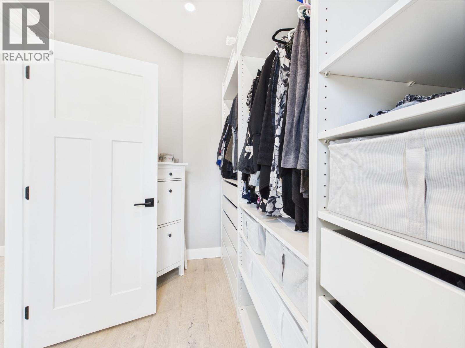 125 FALCON Place - 21