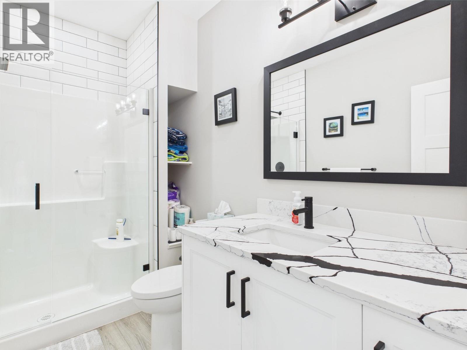 125 FALCON Place, Osoyoos