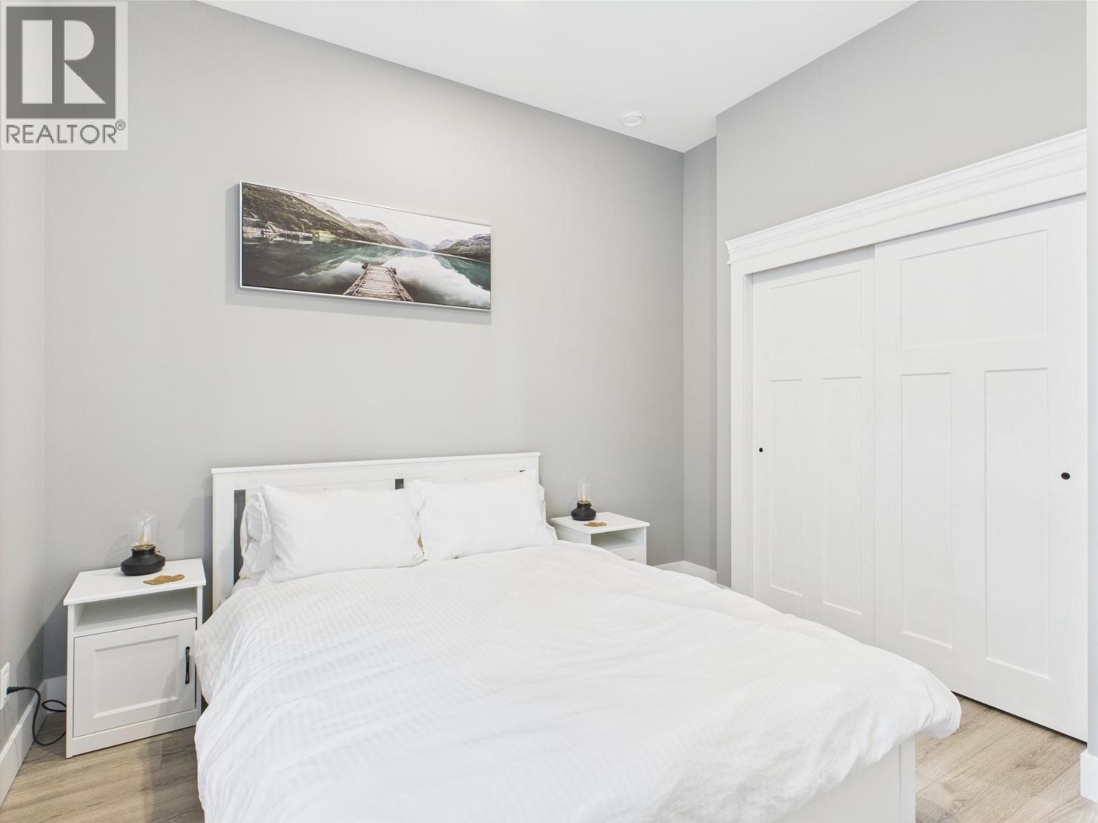 125 FALCON Place - 42