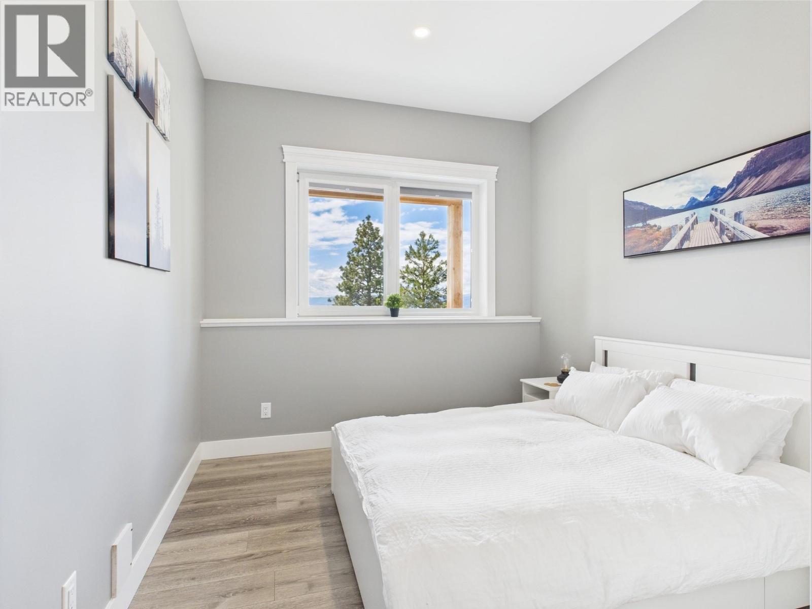 125 FALCON Place, Osoyoos