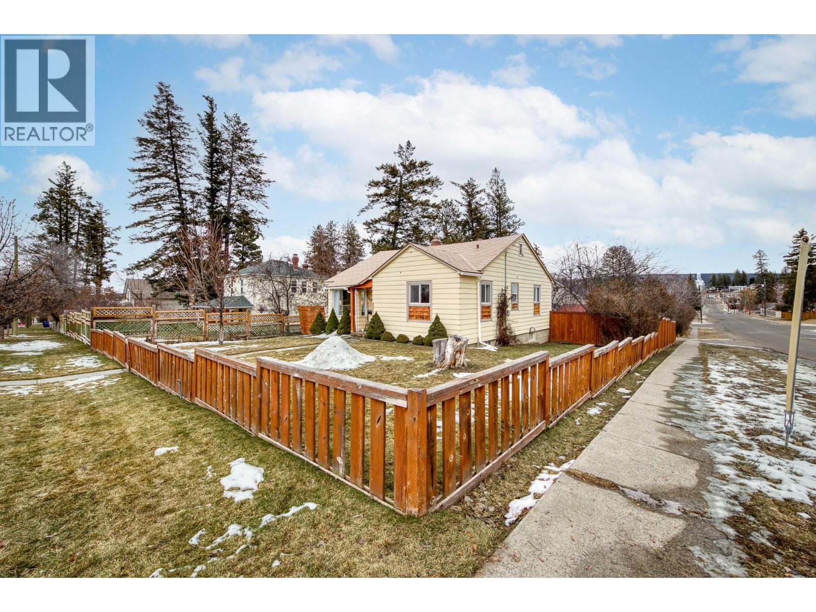 234 12th Avenue S, Cranbrook