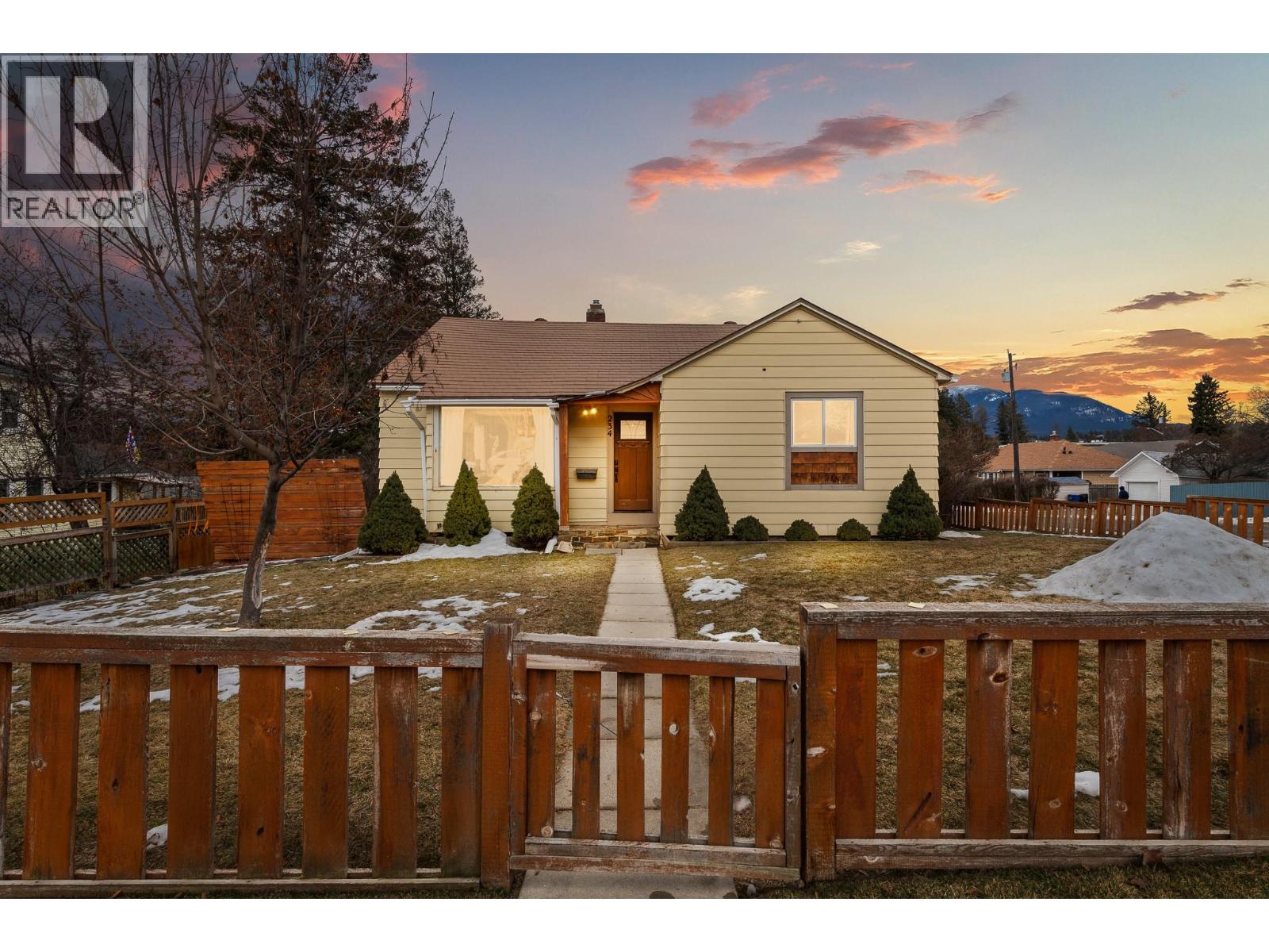 234 12th Avenue S, Cranbrook