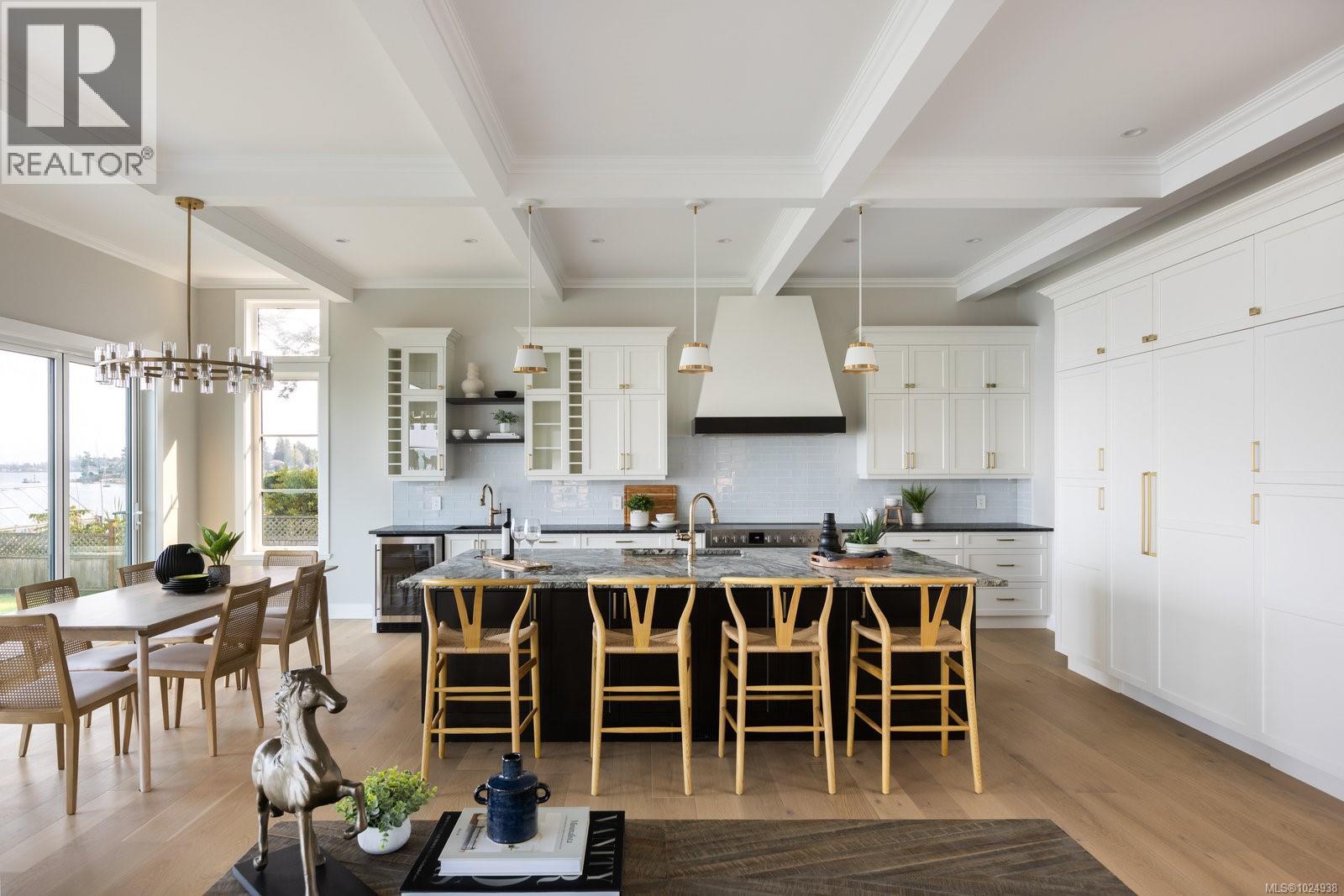  8213 Lochside Drive, Central Saanich