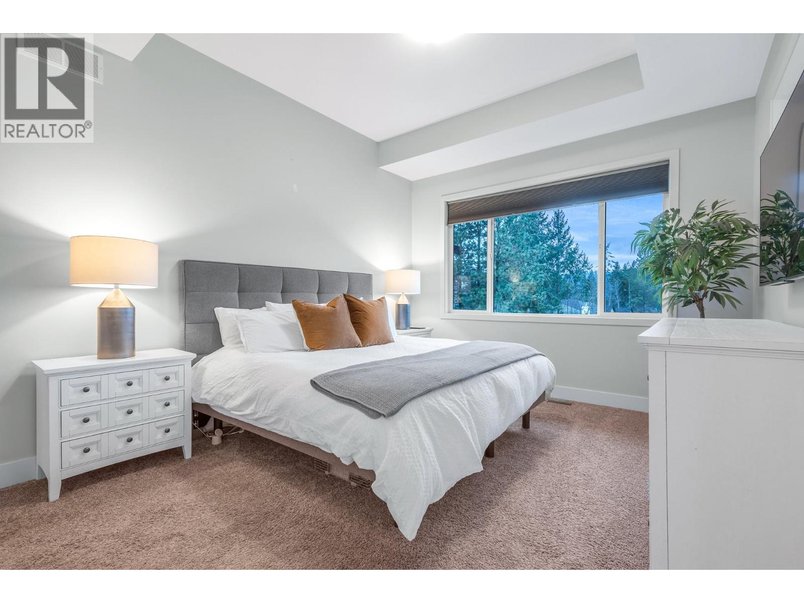 16 Garmisch Road, Vernon