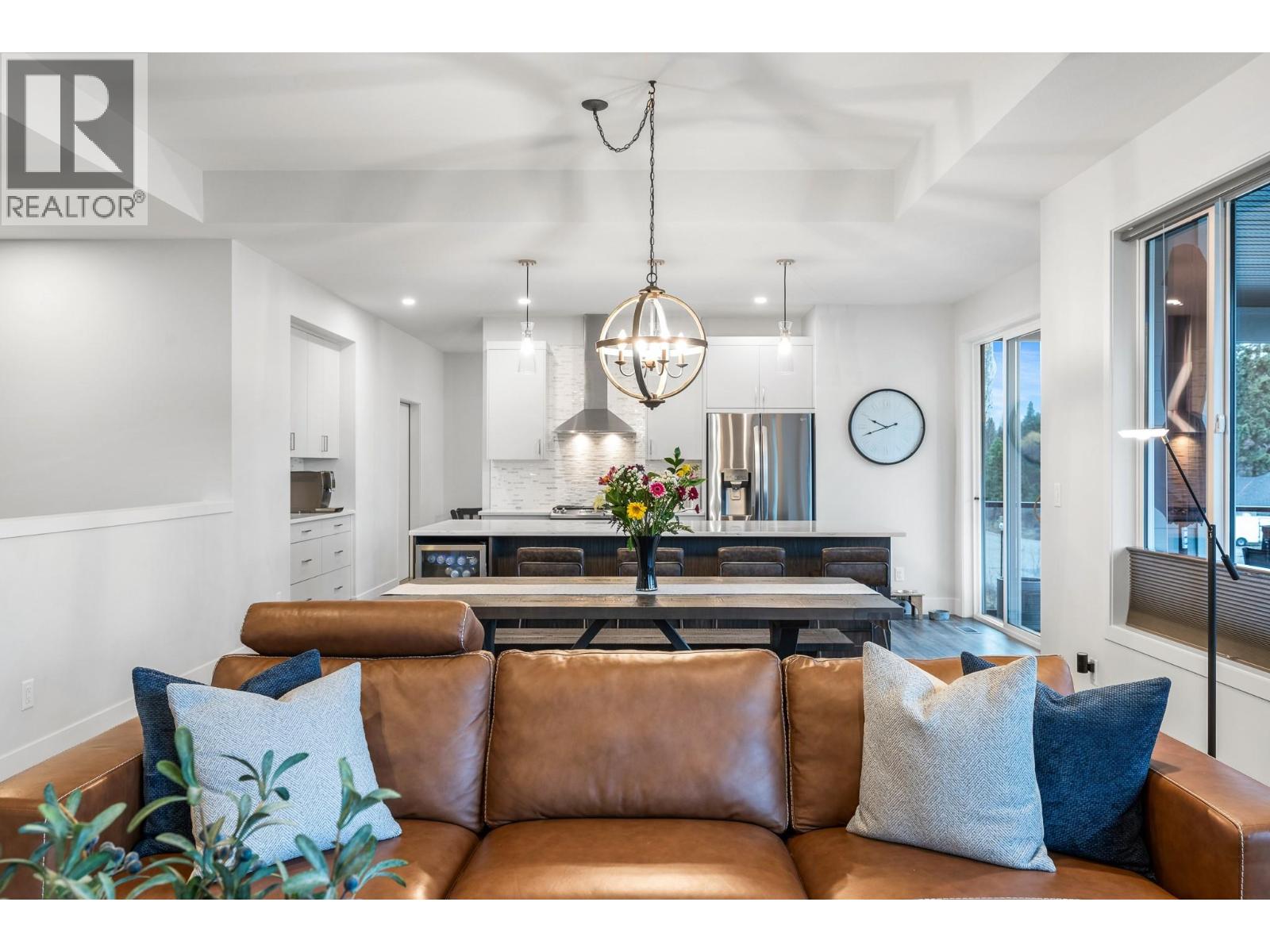 16 Garmisch Road, Vernon