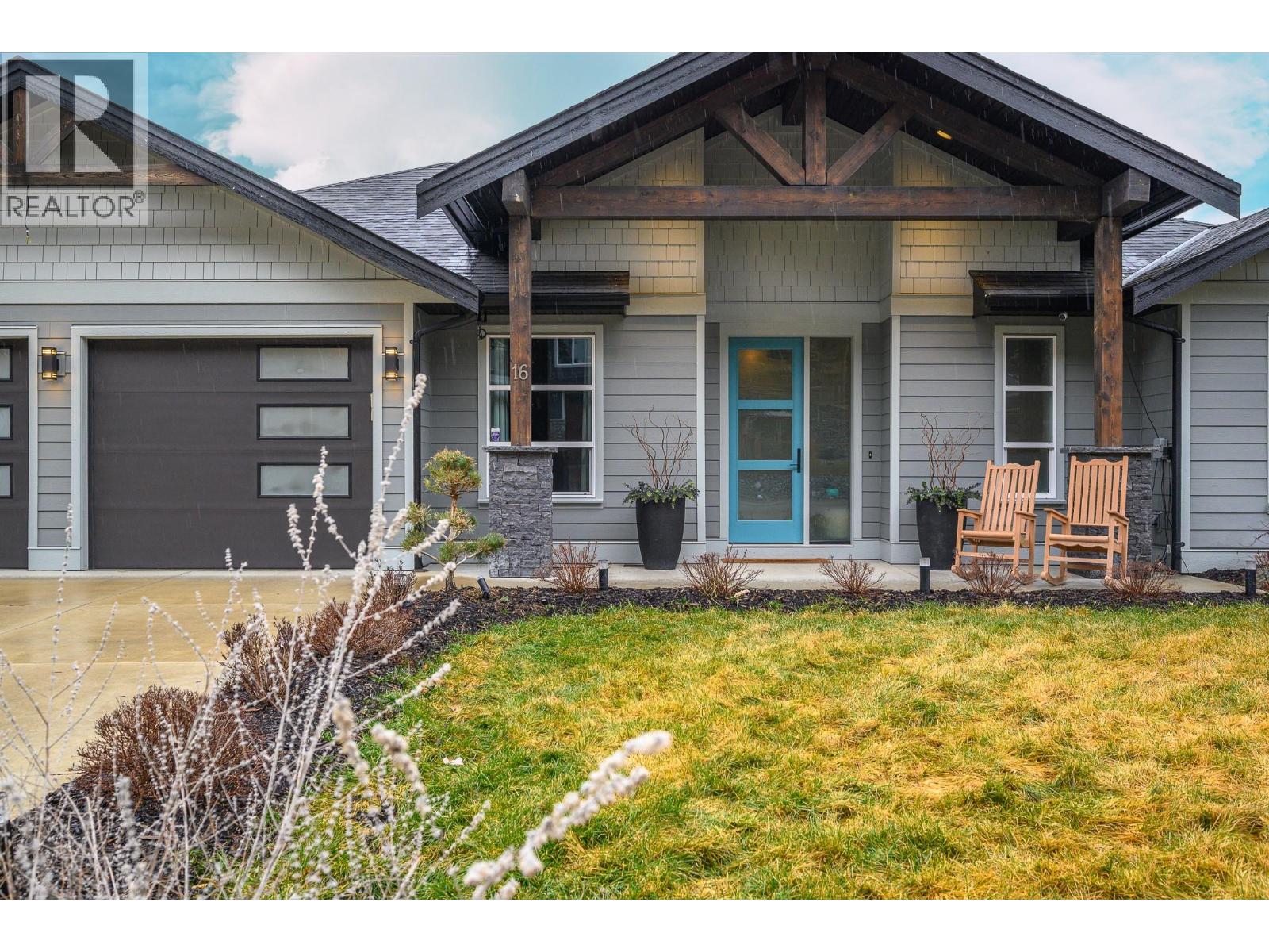 16 Garmisch Road, Vernon