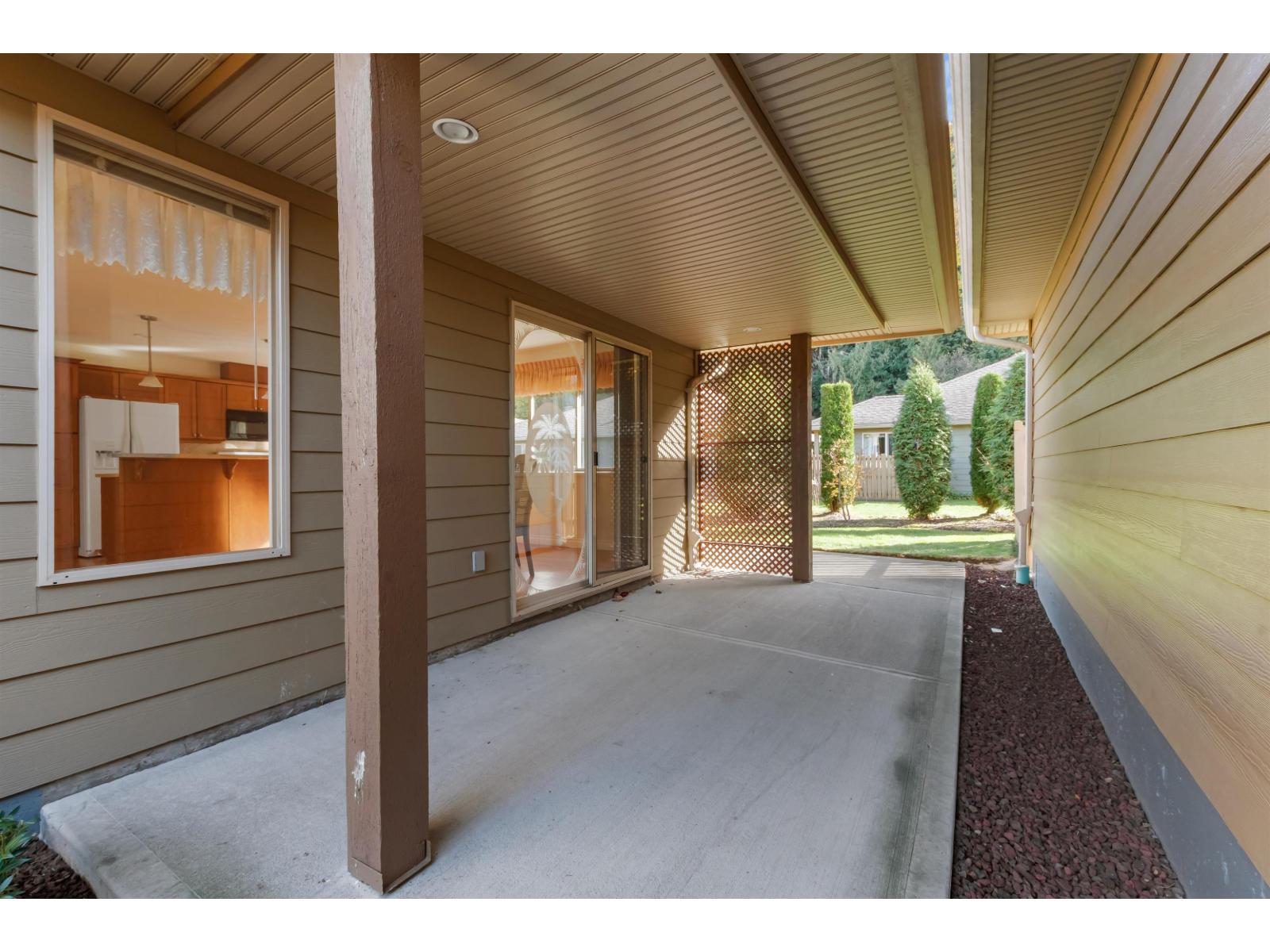 194 46000 THOMAS ROAD, Vedder Crossing, Chilliwack