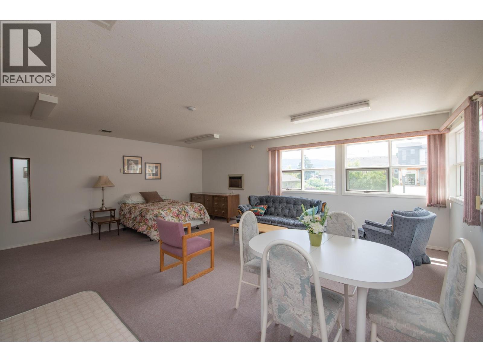 103 703 Granville Avenue, Enderby