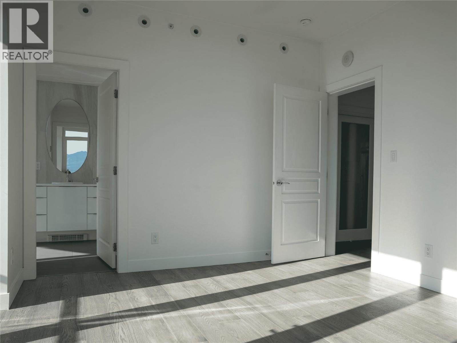 1501 1151 Sunset Drive, Kelowna