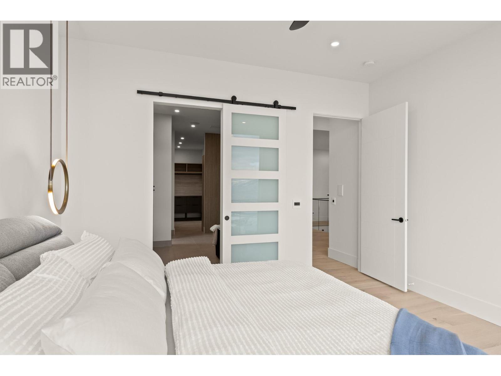 5584 Upper Mission Court, Kelowna