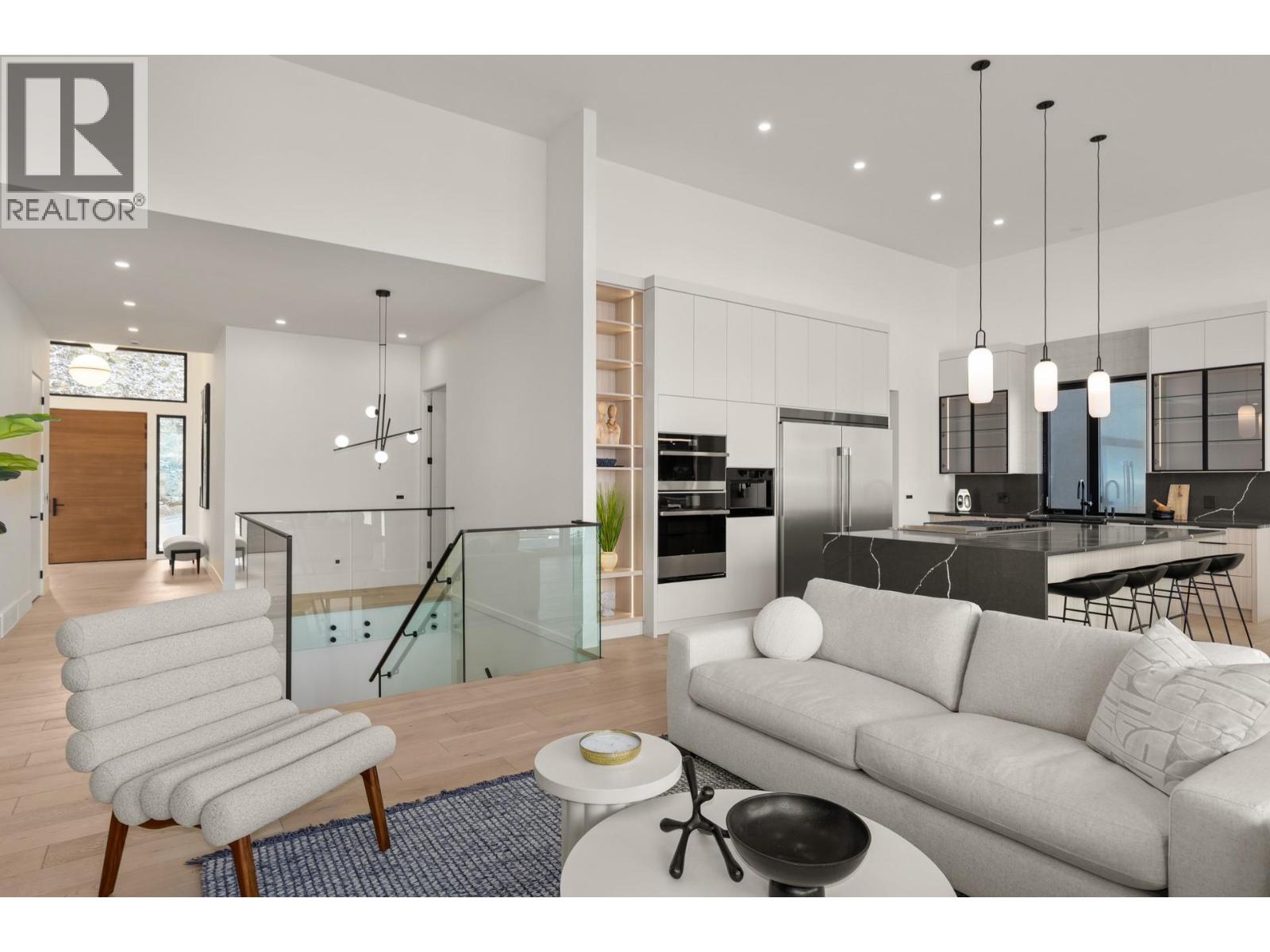 5584 Upper Mission Court, Kelowna