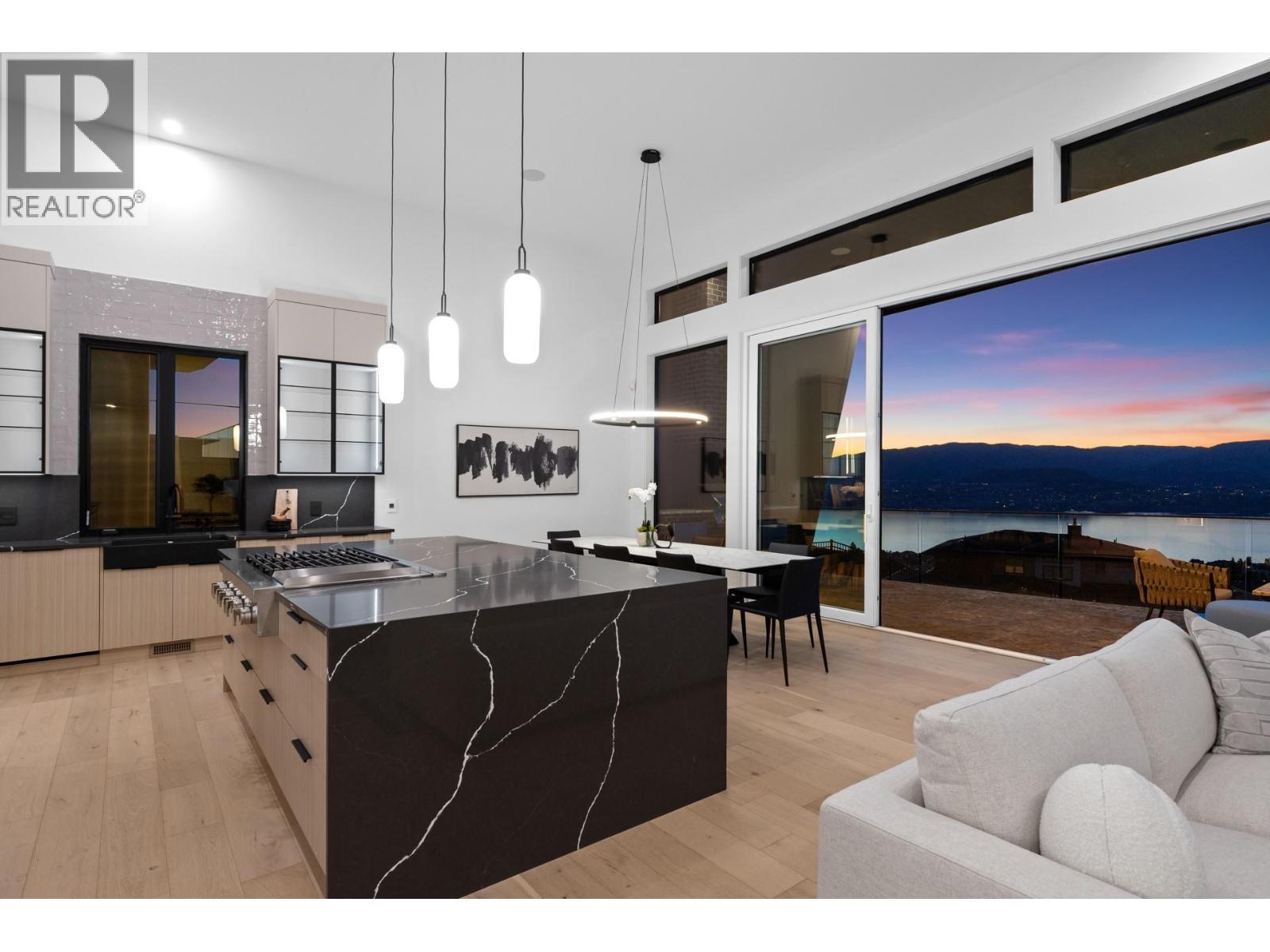 5584 Upper Mission Court, Kelowna