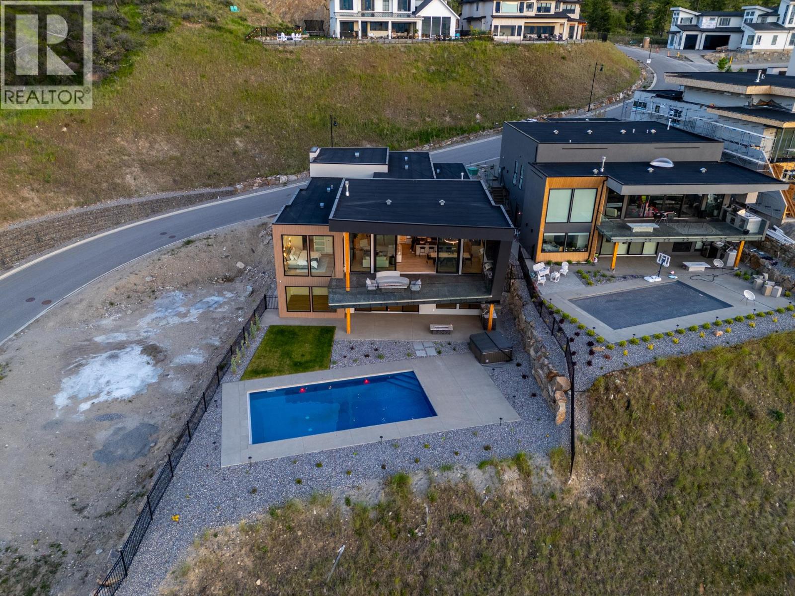 5584 Upper Mission Court, Kelowna