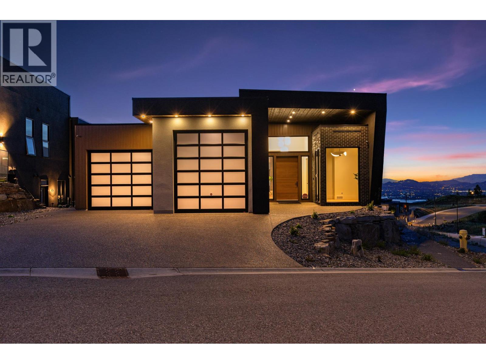 5584 Upper Mission Court, Kelowna