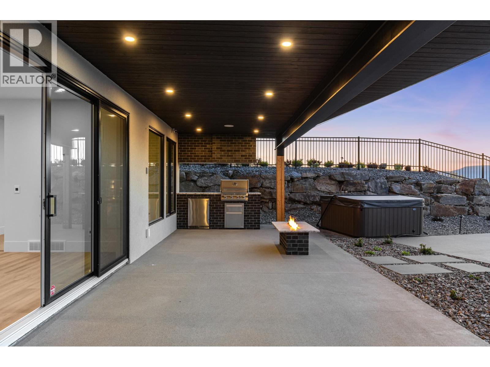 5584 Upper Mission Court, Kelowna