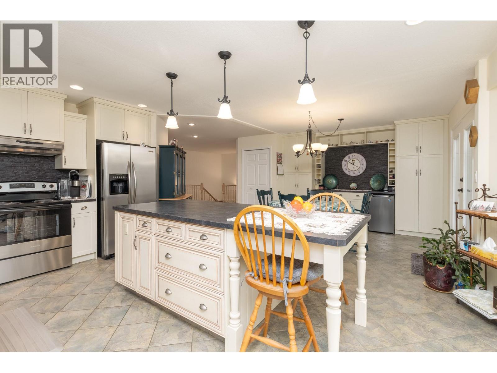 1120 12 Street NE Unit# 2, Salmon Arm