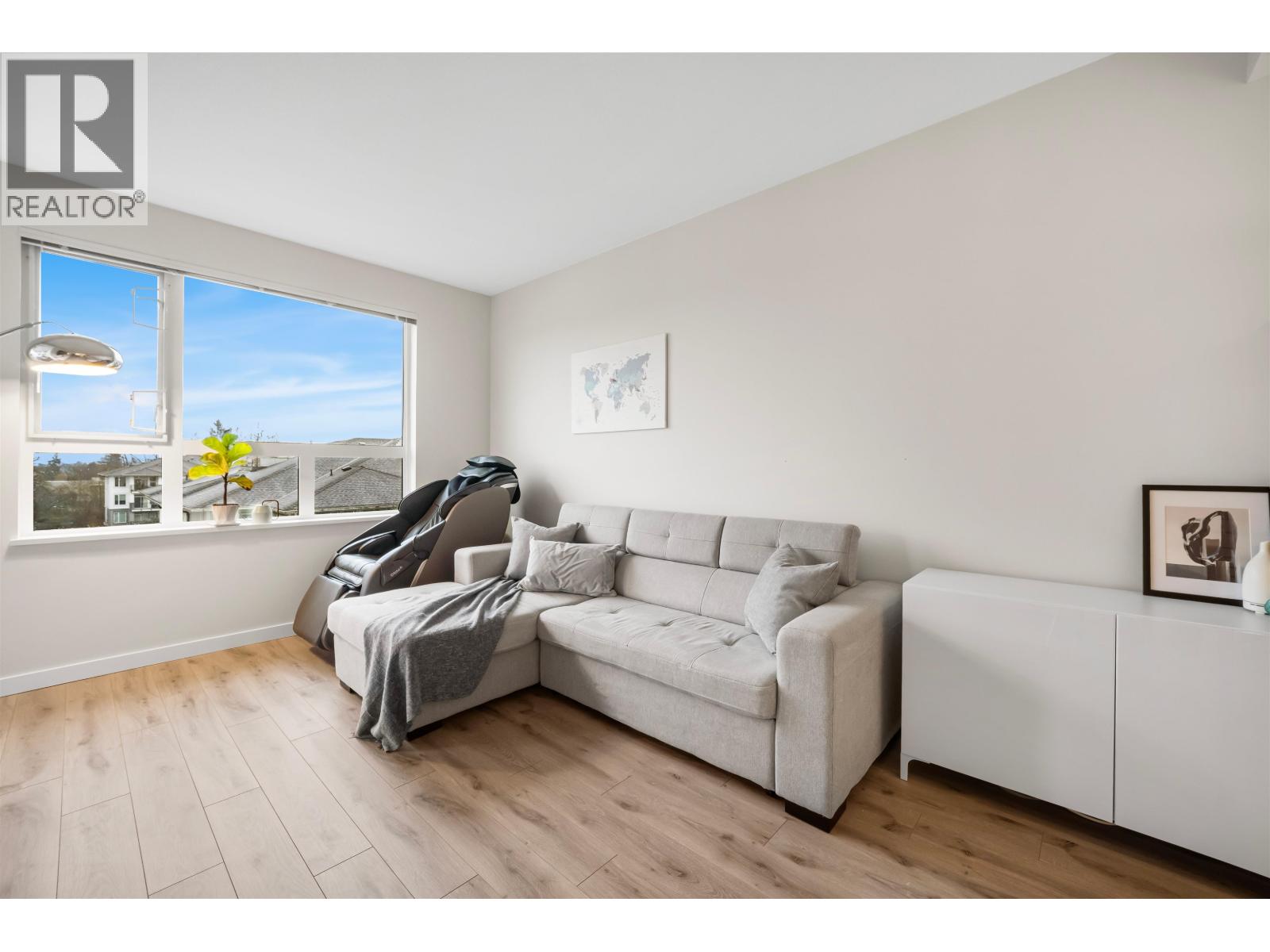 #511-9233 ODLIN Road, Richmond
